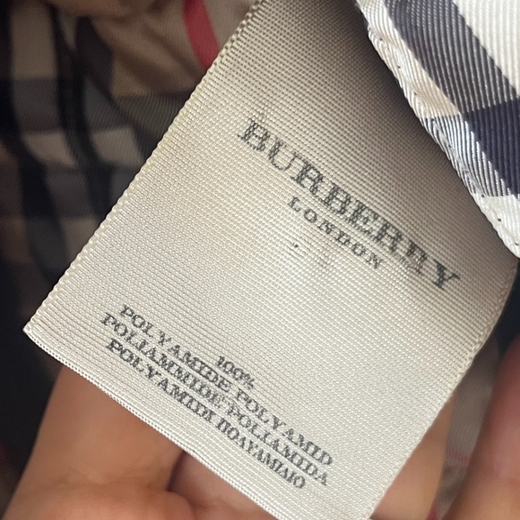 Burberry London Womens Quilted Black Lightweight Jacket Size 6 - Picture 4 of 7